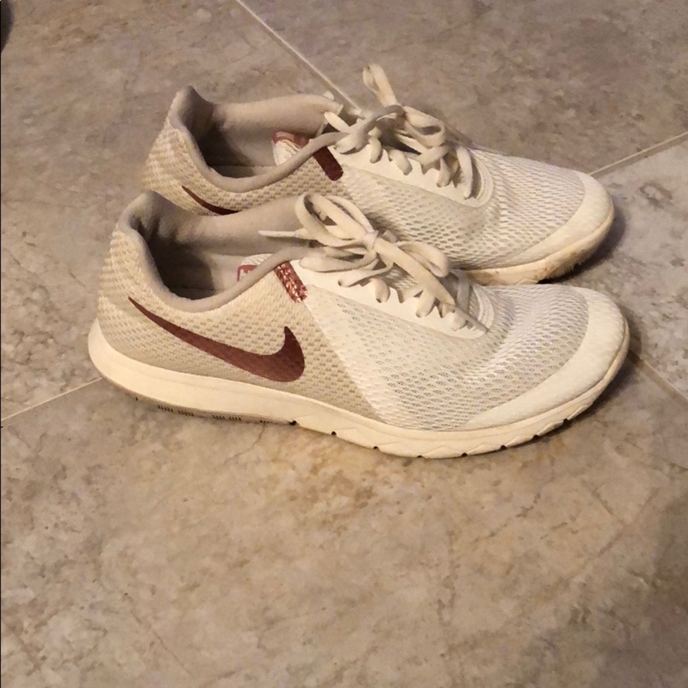 Nike Flex Experience RN 6